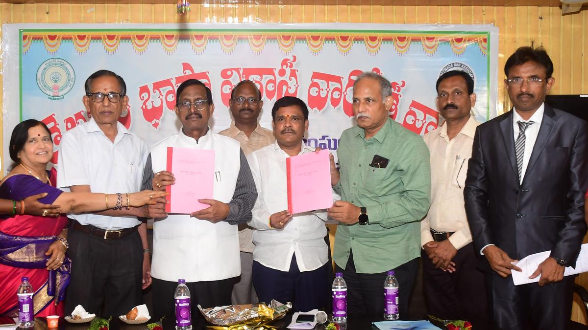 Expertise in English essential, but should not be at expense of Telugu